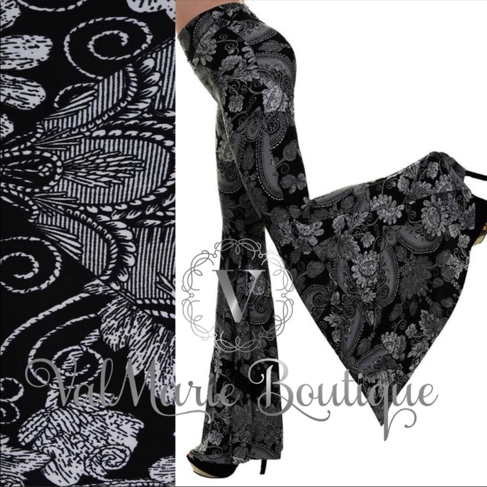 📍LAST PAIR!!! Paisley bell bottom pants - Picture 3 of 5